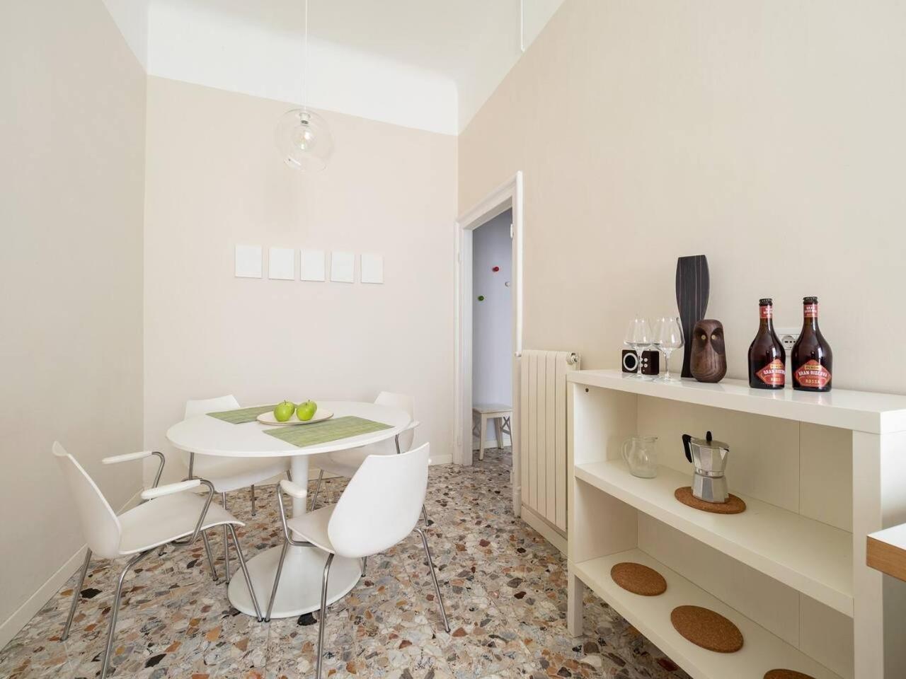 Apartamento Trilocale 4/5 Ospiti In Stazione Milán Exterior foto